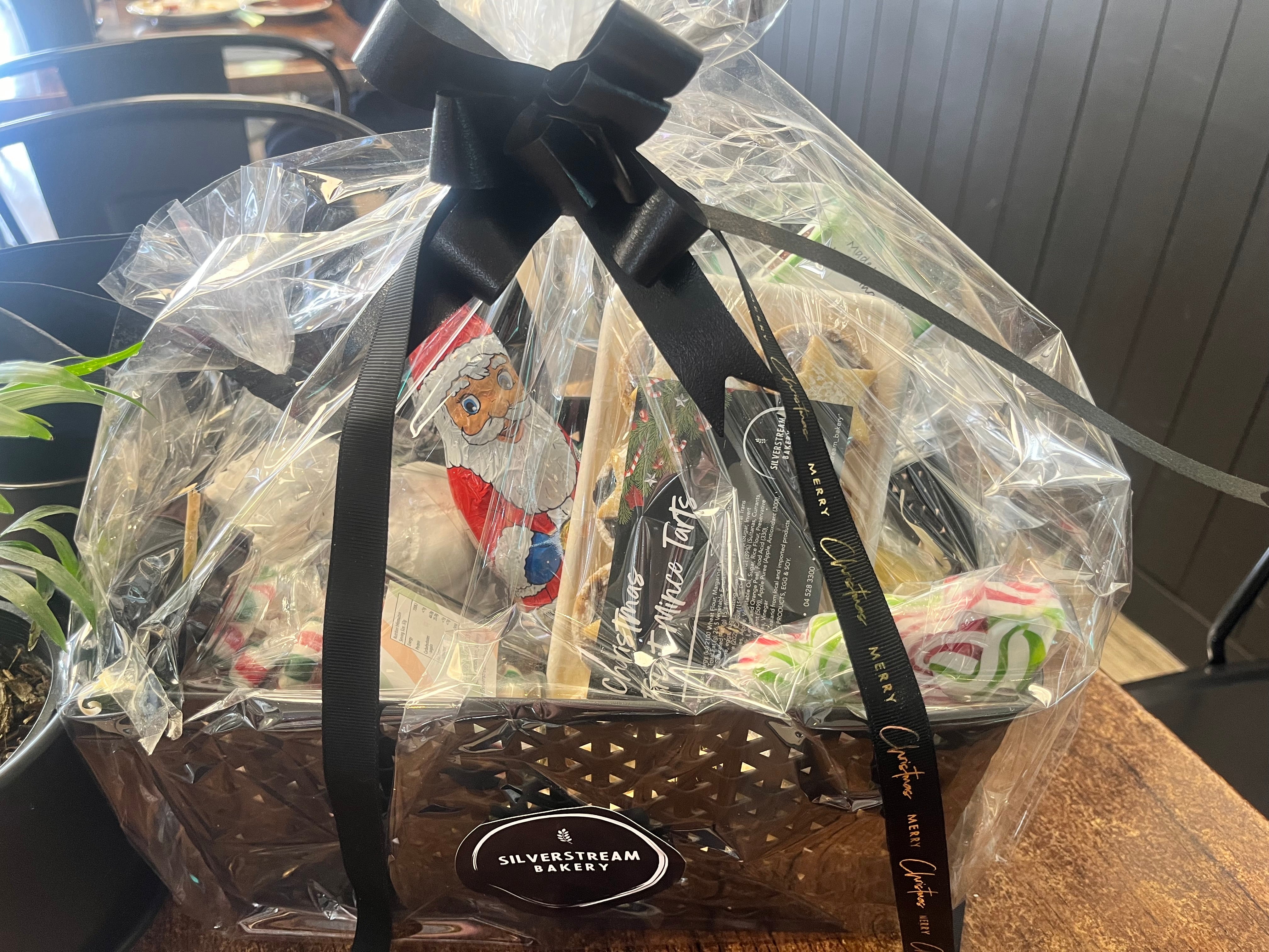 Gift Baskets – Silverstream Bakery